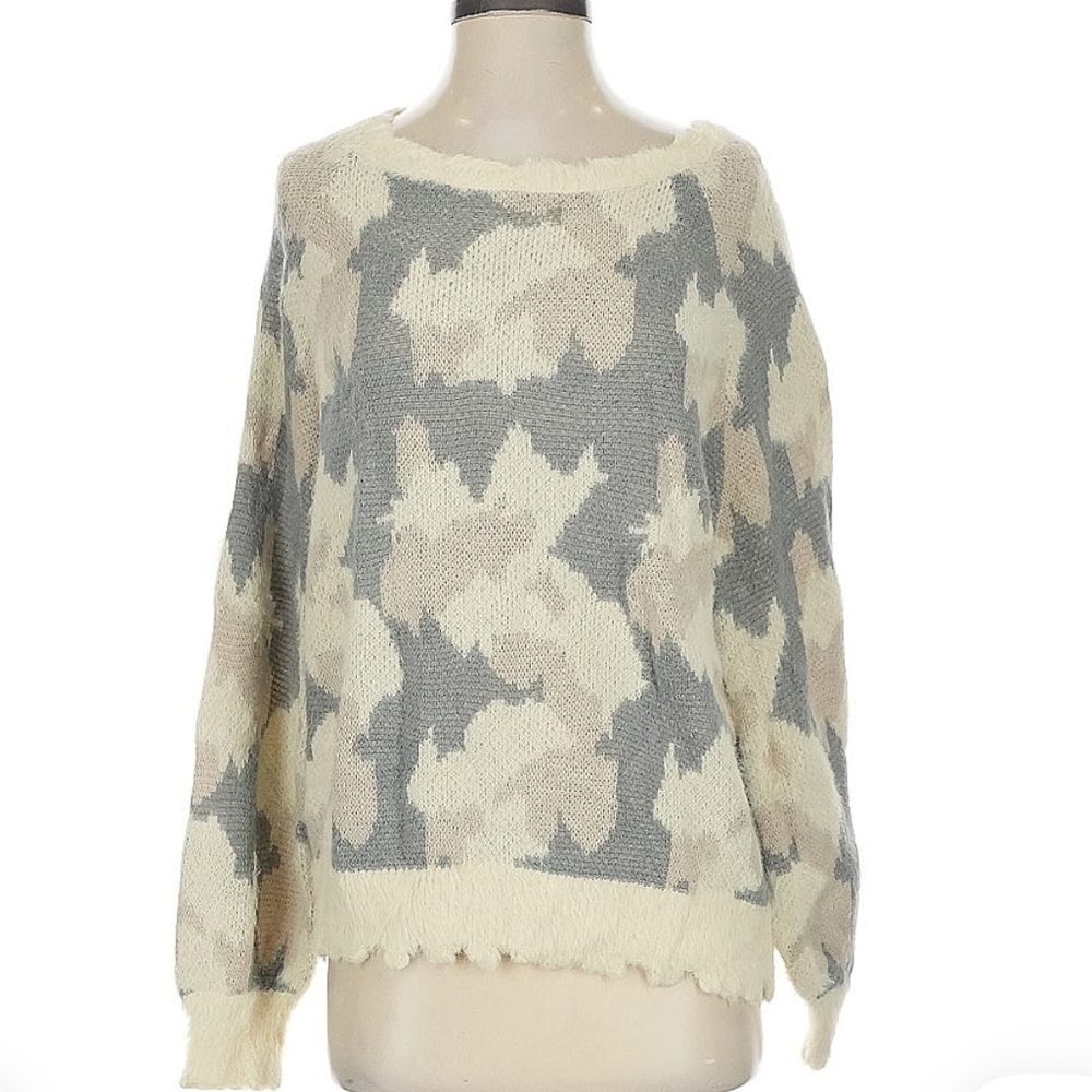 Umgee Cream and Gray Patterned Sweater